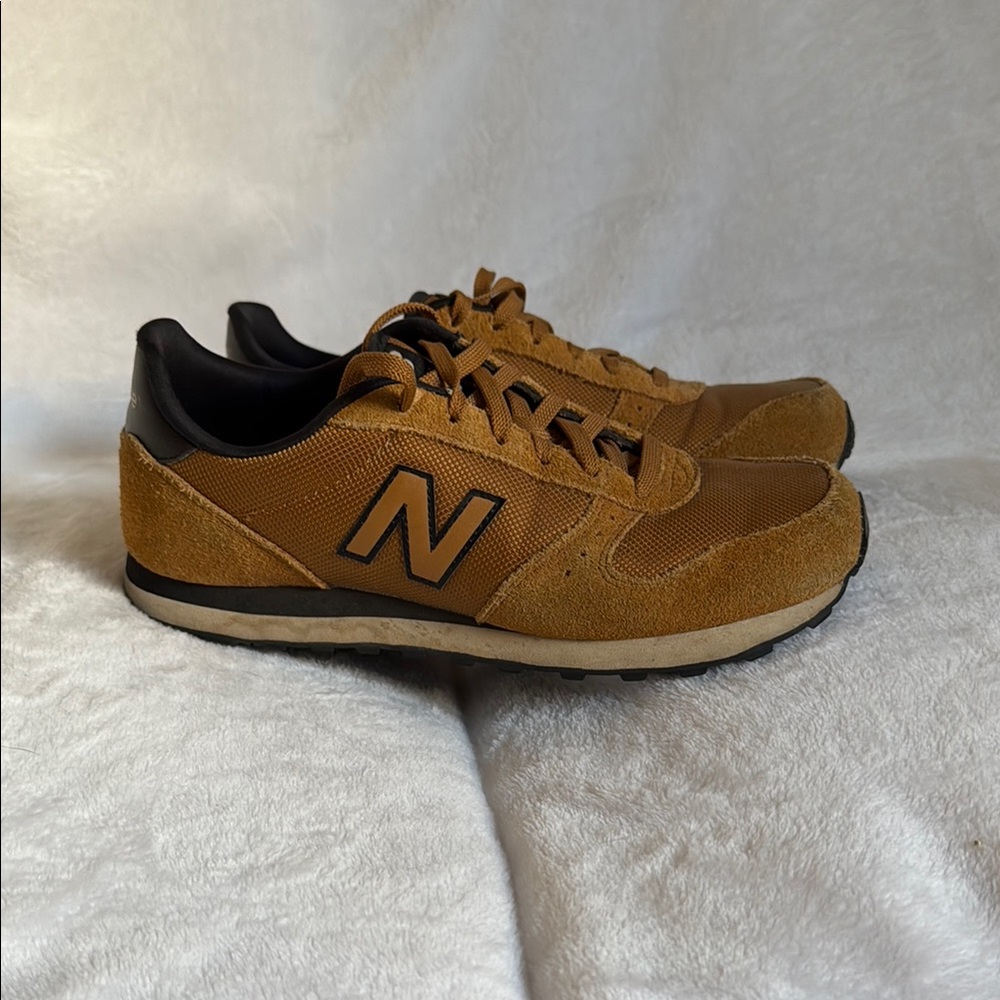 New Balance 311